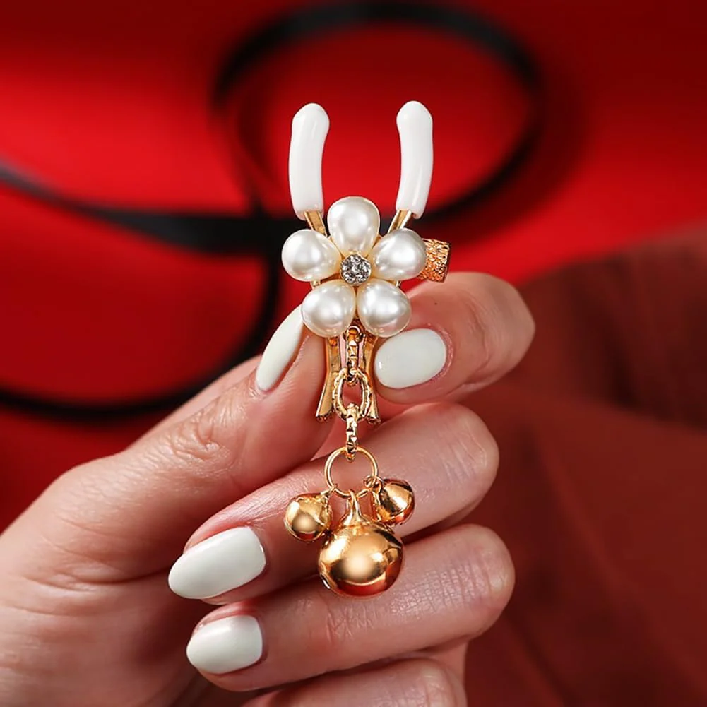 Pearl Petals Bells Nipple Clamps with Chain - Image 5
